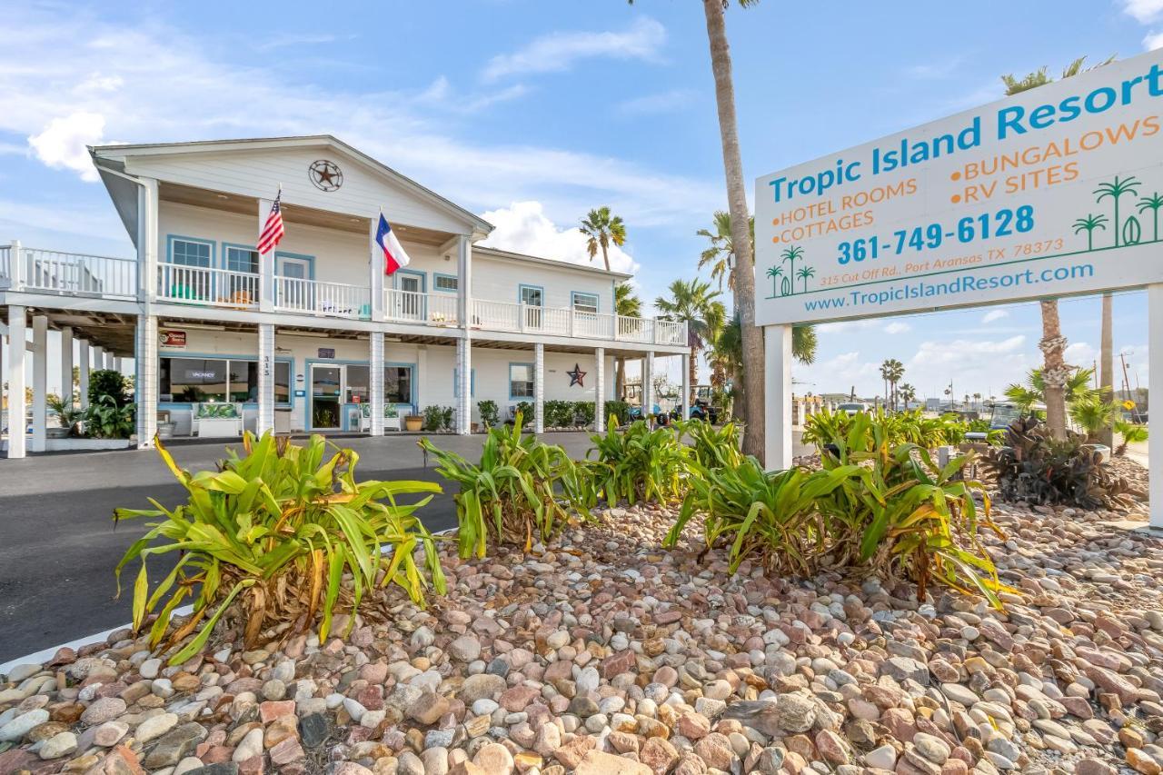 Tropic Island Resort Порт-Аранзас Экстерьер фото
